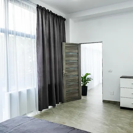 Apartament Amaradia Apartment