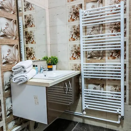 Apartment Apartament Amaradia Craiova