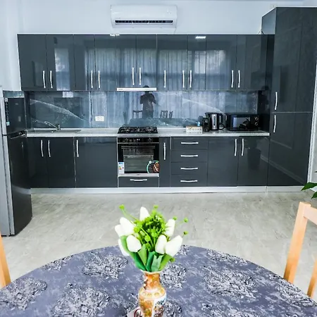Apartament Amaradia Apartment